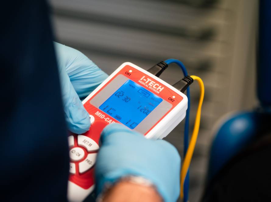 TENS a Brindisi: Terapia Elettrica Antidolorifica